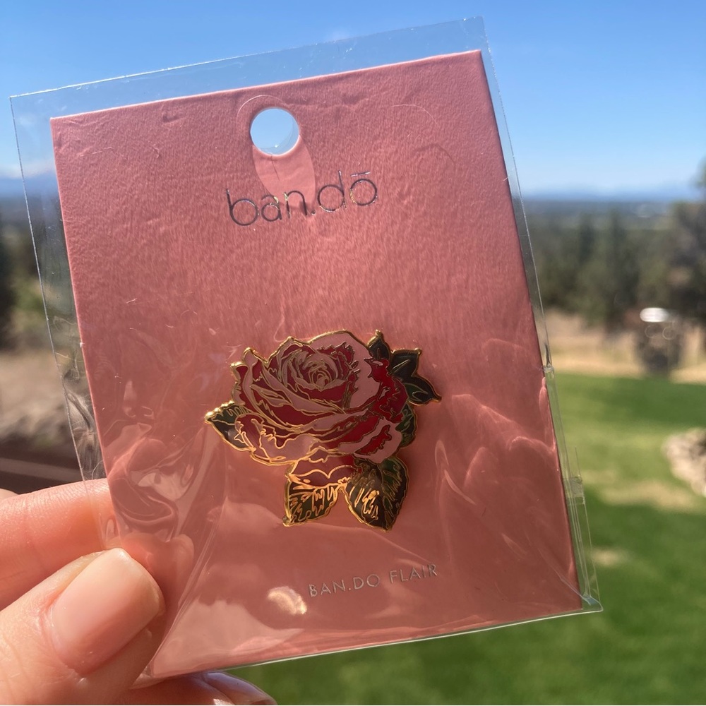 ban.do • Rose Pin